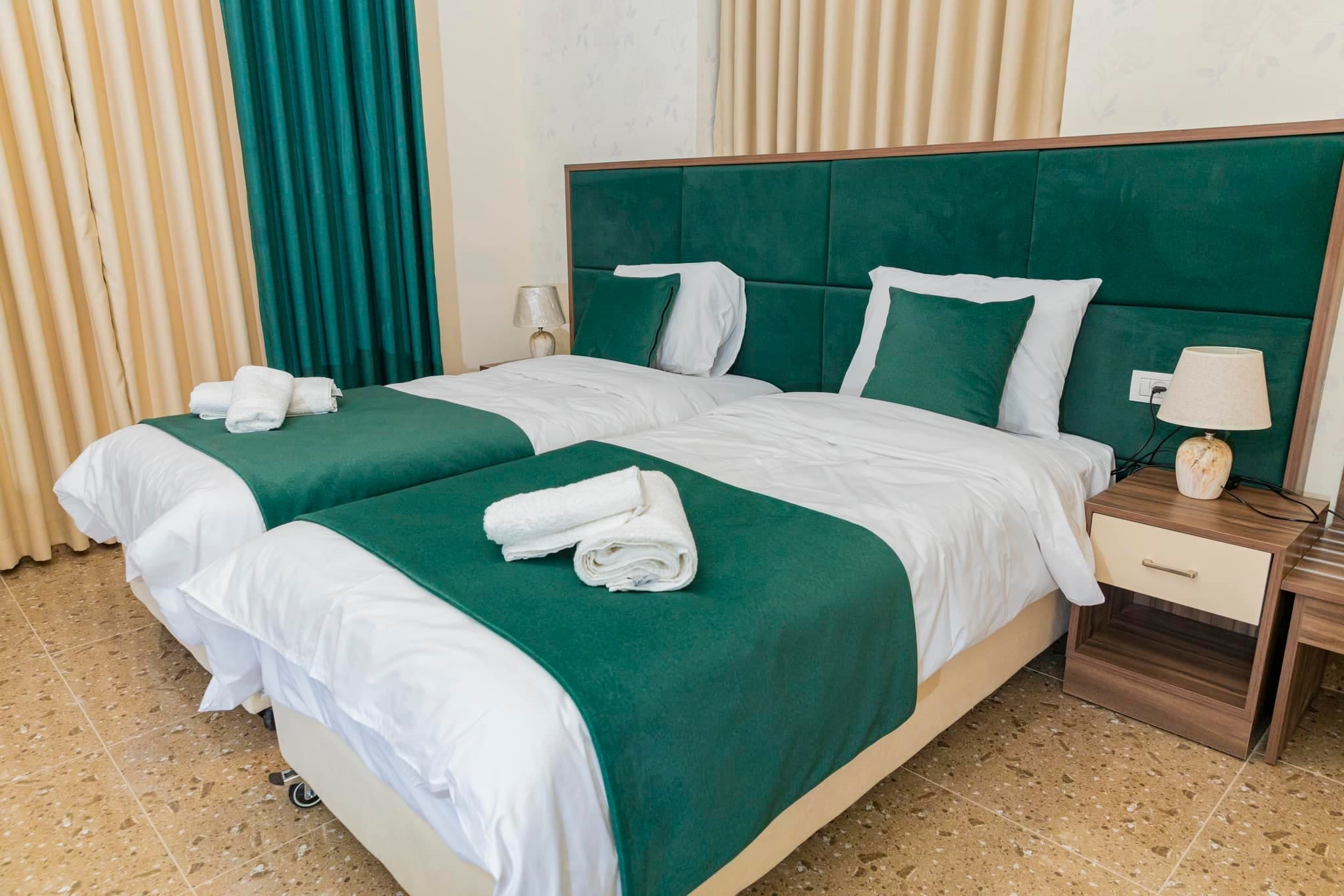 Standard Twin Beds (Balcony), photo 2 of 5